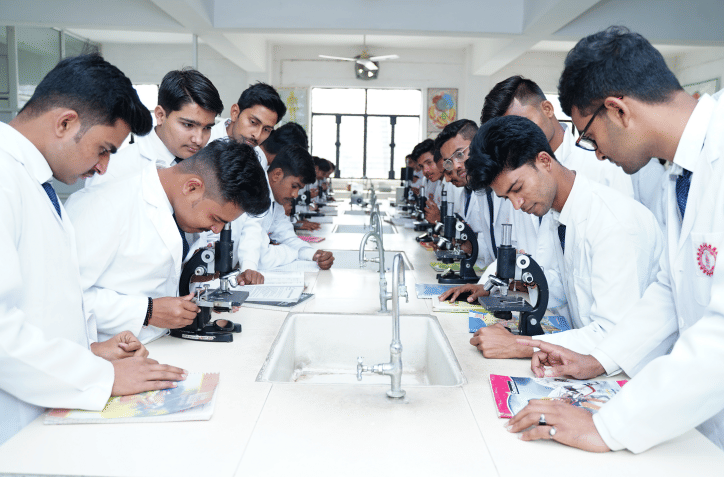 I.P.S.R. Group of Institutions Lucknow Laboratory photo 1